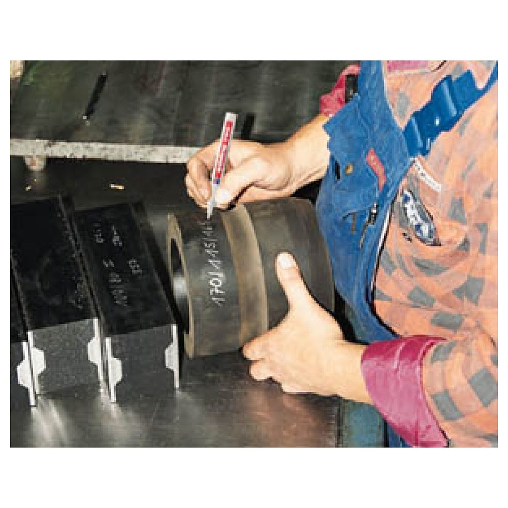 Маркер перманентный на нитрокраске Edding "750", красный - 9