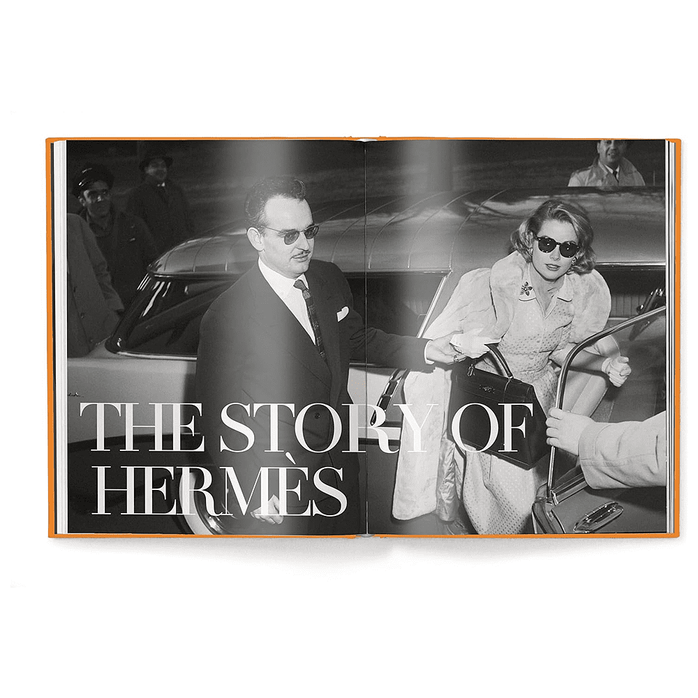 Книга на английском языке "The Ultimate Guide to Hermes Bags", Alexandra Fullerton - 2