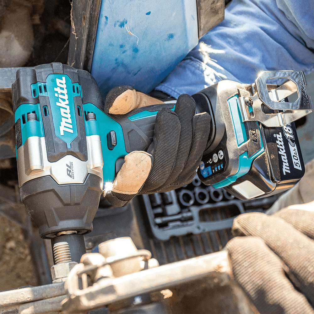 Аккумуляторный гайковерт MAKITA DTW700RT1J, 18 В, 700 Нм, 1/2", 5.0Ачx2, MakPac 2 - 6