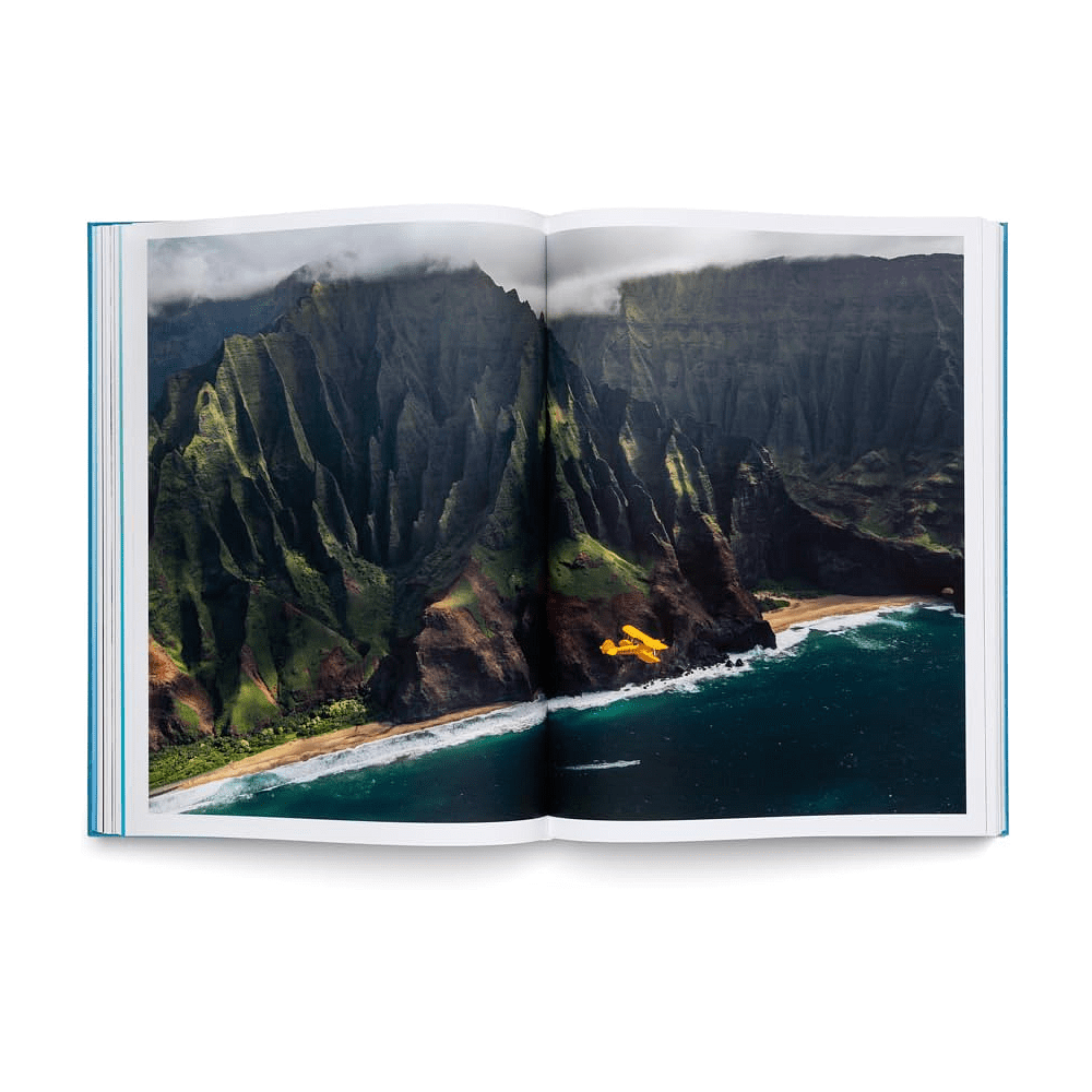 Книга на английском языке "The Oceans. The maritime photography of Chris Burkard", Burkard C.  - 9