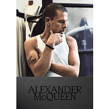 Книга на английском языке "Alexander McQueen: Iconic" 