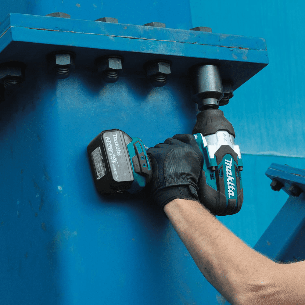 Аккумуляторный гайковерт MAKITA DTW1002RTJ, 18 В, 1050 Нм, 1/2", 5.0Ачx2, MakPac 3 - 9