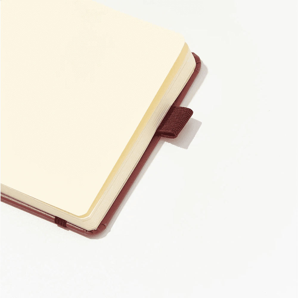 Скетчбук "Sketchmarker", 12х12 см, 140 г/м2, 80 листов, красный винтаж - 6