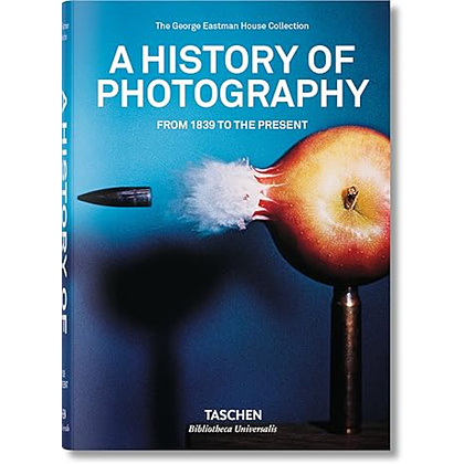 Книга на английском языке "A History of Photography - From 1839 to the Present", Therese Mulligan, David Wooters