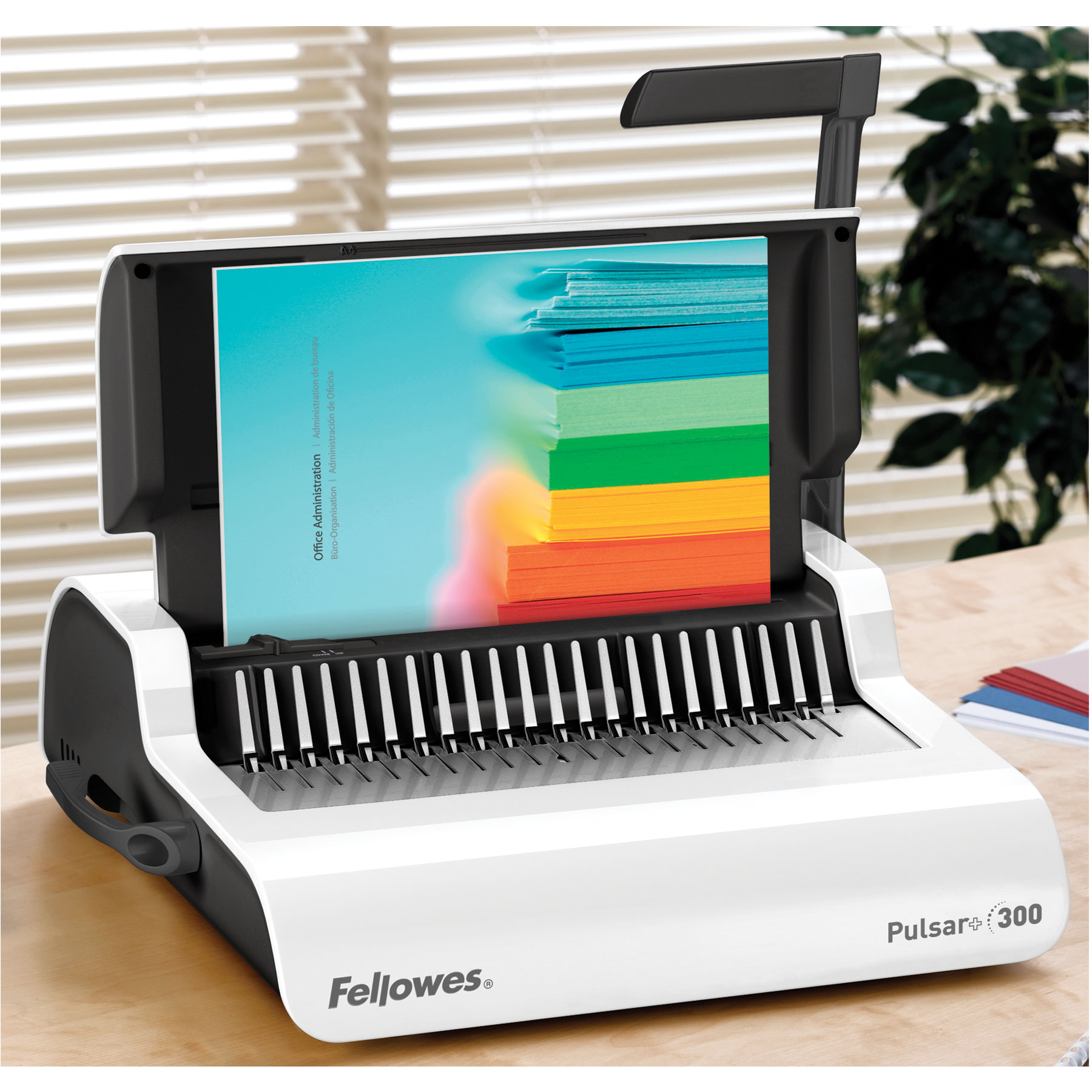 Перфобиндер Fellowes "Pulsar+"